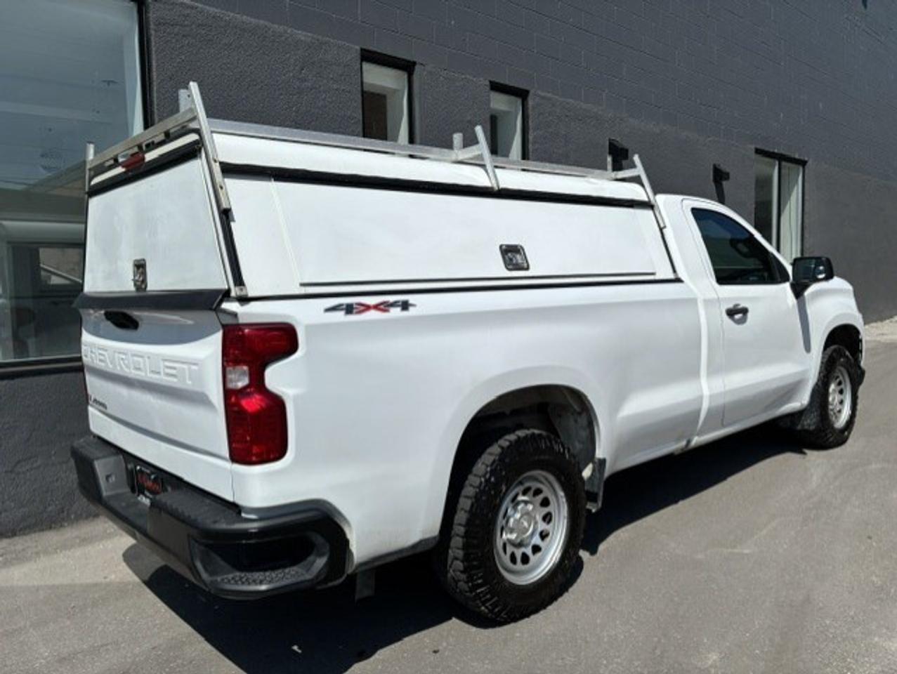 2021 Chevrolet Silverado 1500 4WD **REG CAB 8 FT LONG BOX-CAMERA-WE FINANCE** Photo