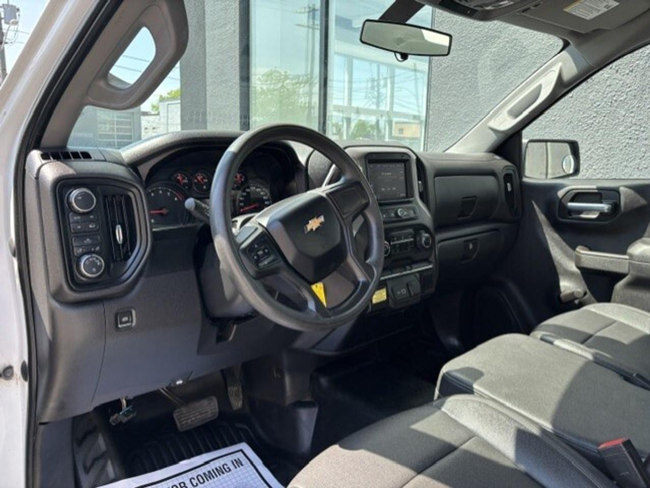 2021 Chevrolet Silverado 1500 4WD **REG CAB 8 FT LONG BOX-CAMERA-WE FINANCE** Photo