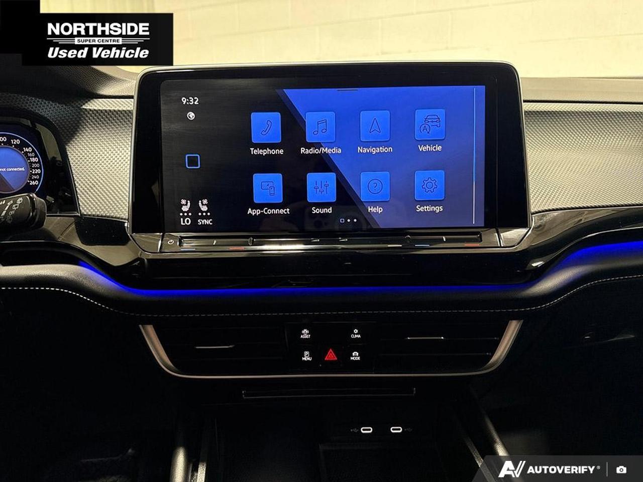 2024 Volkswagen Atlas Cross Sport Highline 2.0 TSI 4MOTION Photo
