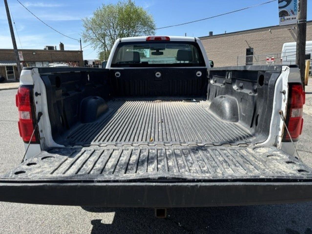 2017 GMC Sierra 1500 4WD **5.3L V8-REGULAR CAB LONG BOX-NO ACCIDENTS** Photo