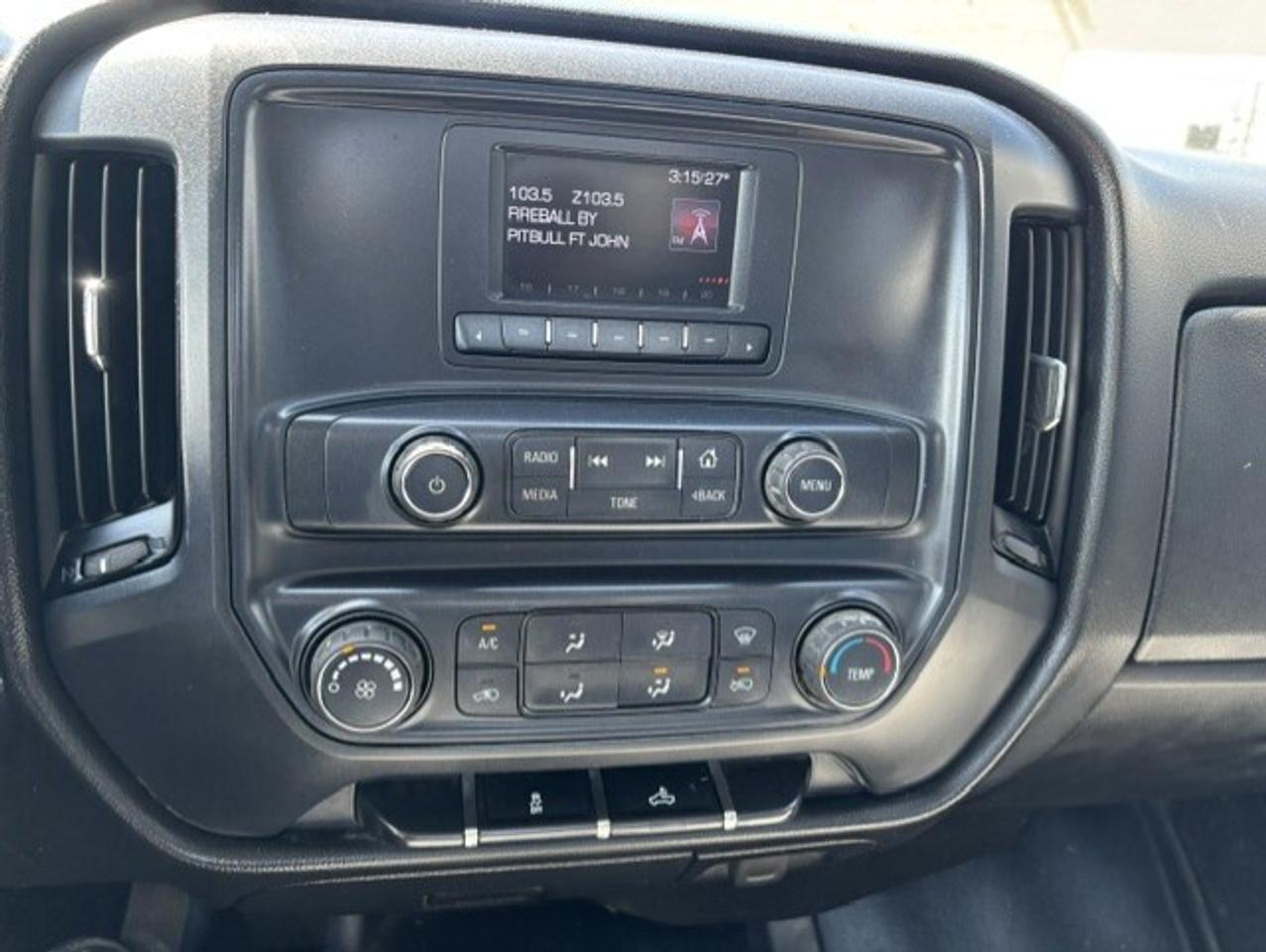 2017 GMC Sierra 1500 4WD **5.3L V8-REGULAR CAB LONG BOX-NO ACCIDENTS** Photo