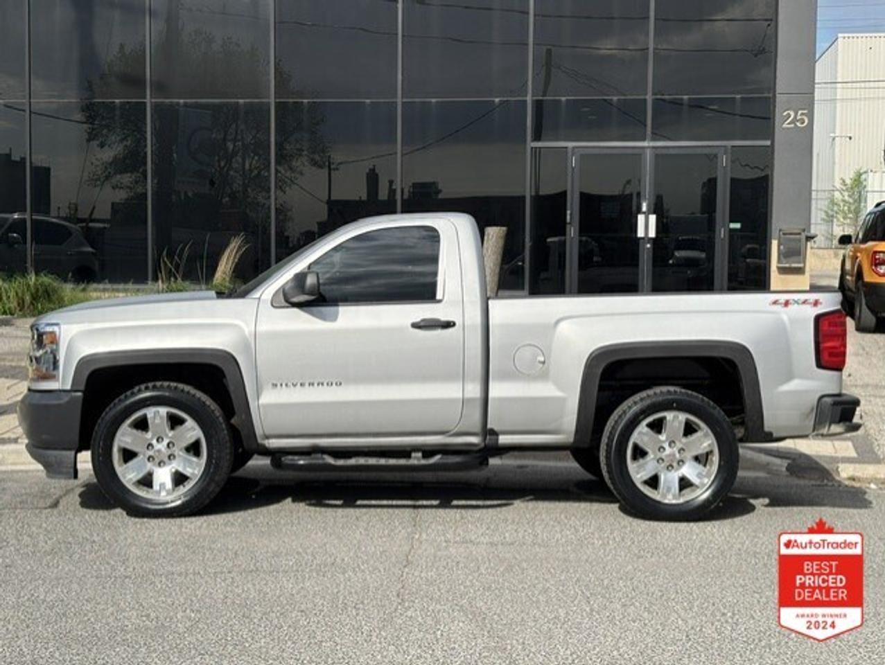 2017 Chevrolet Silverado 1500 4WD *REGULAR CAB SHORT BOX-ONLY 113,000KM-1 OWNER* Photo0