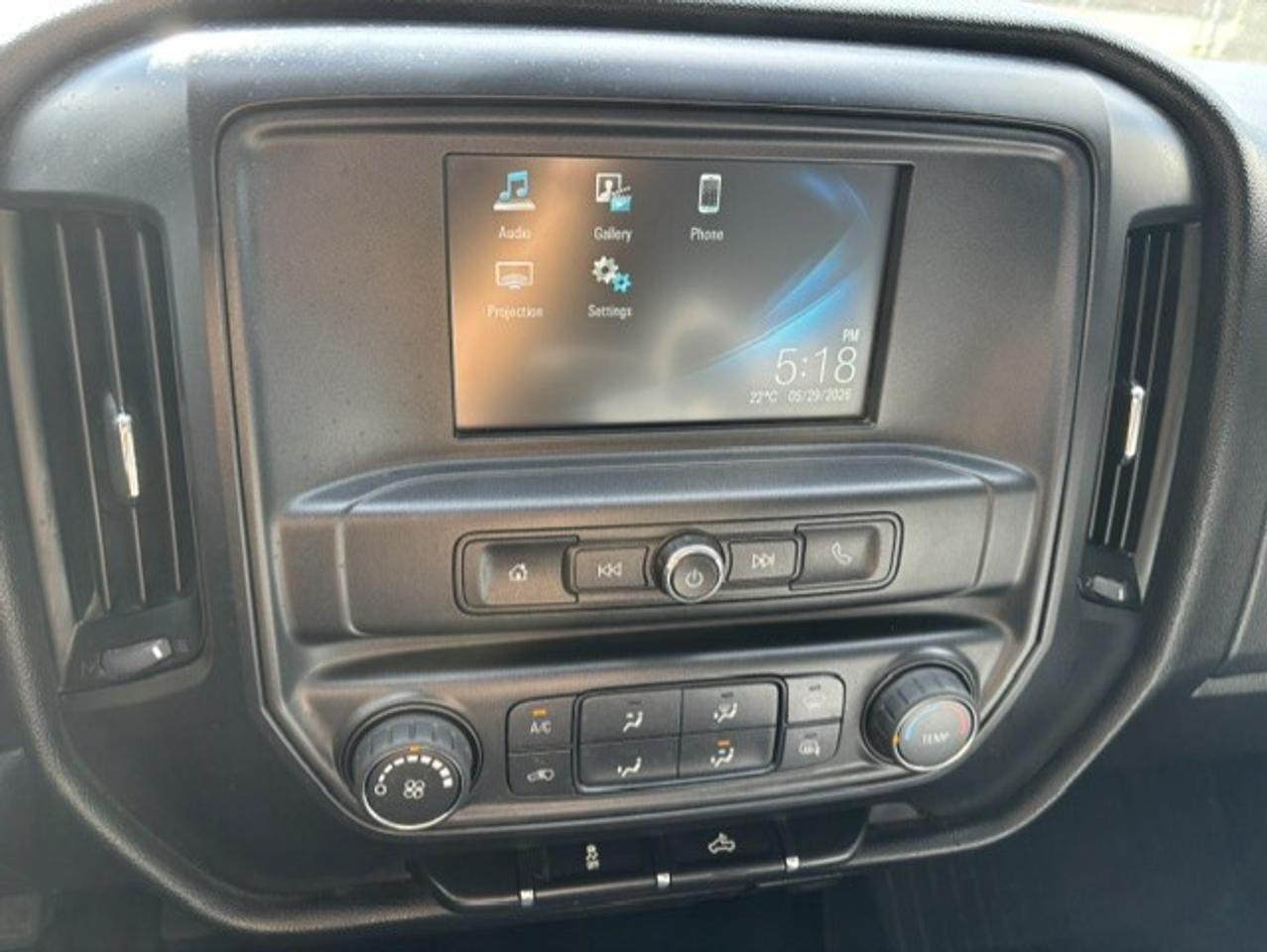 2017 Chevrolet Silverado 1500 4WD *REGULAR CAB SHORT BOX-ONLY 113,000KM-1 OWNER* Photo
