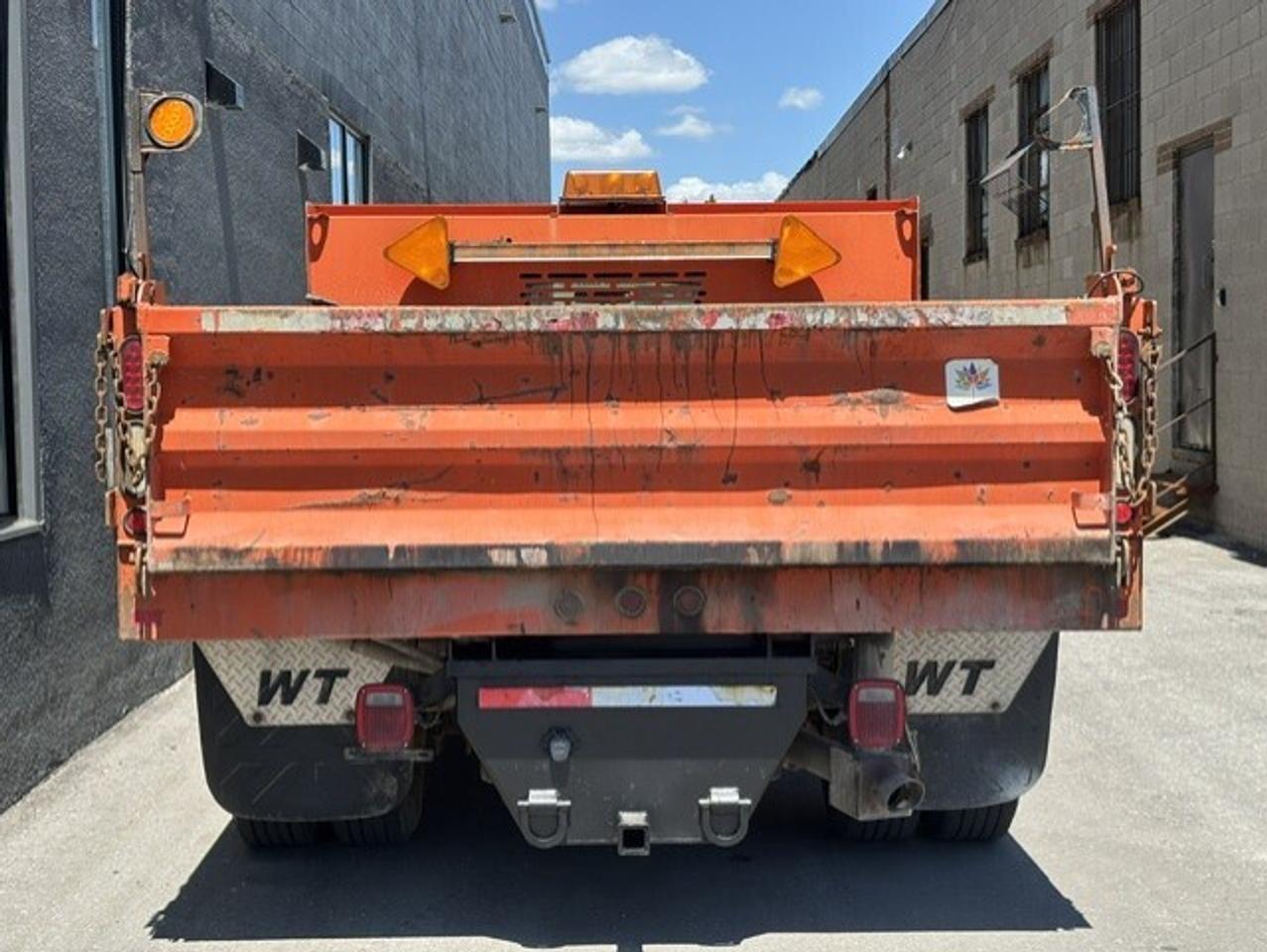 2015 Ford F-350 6.7L POWER STROKE DIESEL-9' DUMP BOX-DUALLY-1OWNER Photo