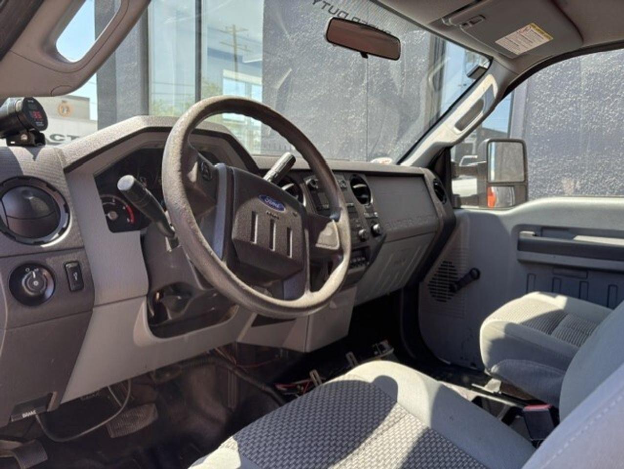 2015 Ford F-350 6.7L POWER STROKE DIESEL-9' DUMP BOX-DUALLY-1OWNER Photo
