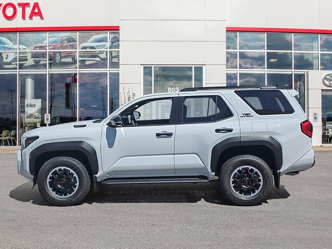 2026 Toyota 4Runner Hybrid 4WD Photo2