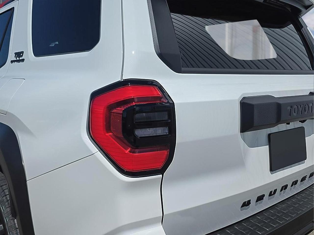 2026 Toyota 4Runner Hybrid 4WD Photo