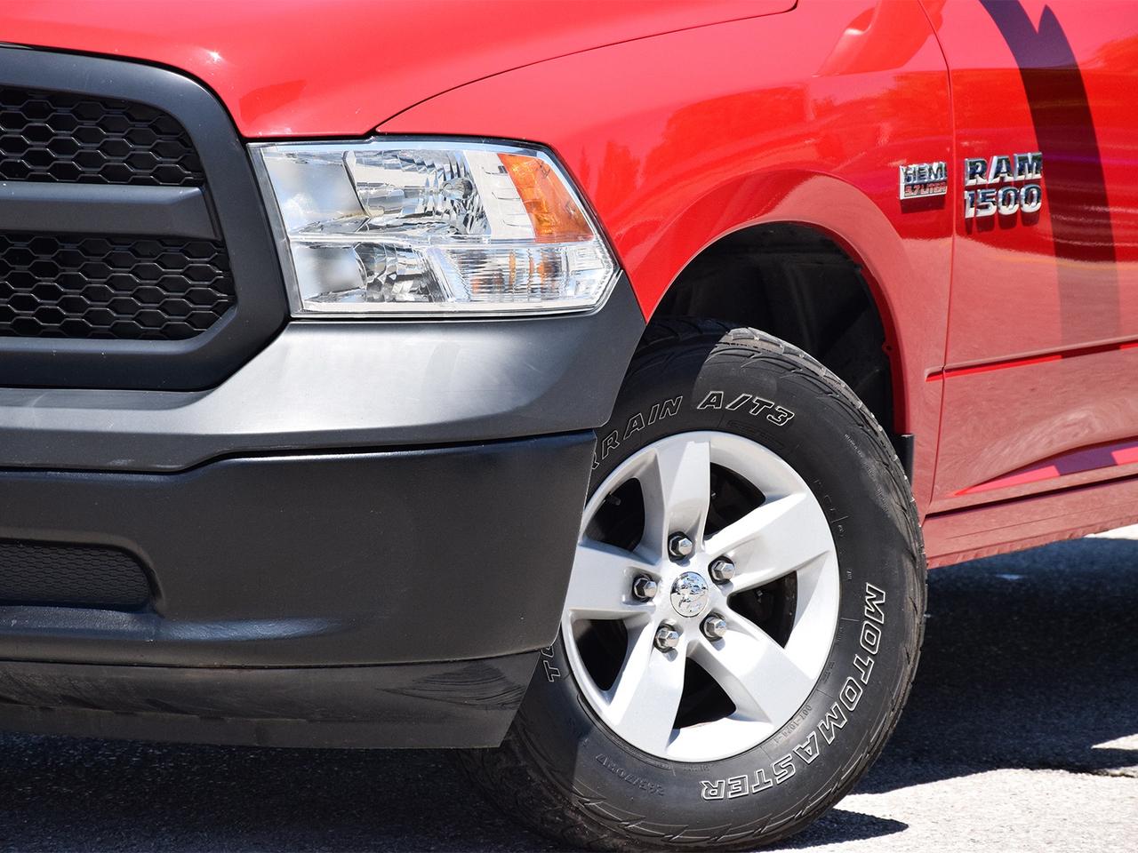 2017 RAM 1500 Crew Cab Tradesman 4x4 ~HEMI ~Bluetooth ~Alloys Photo