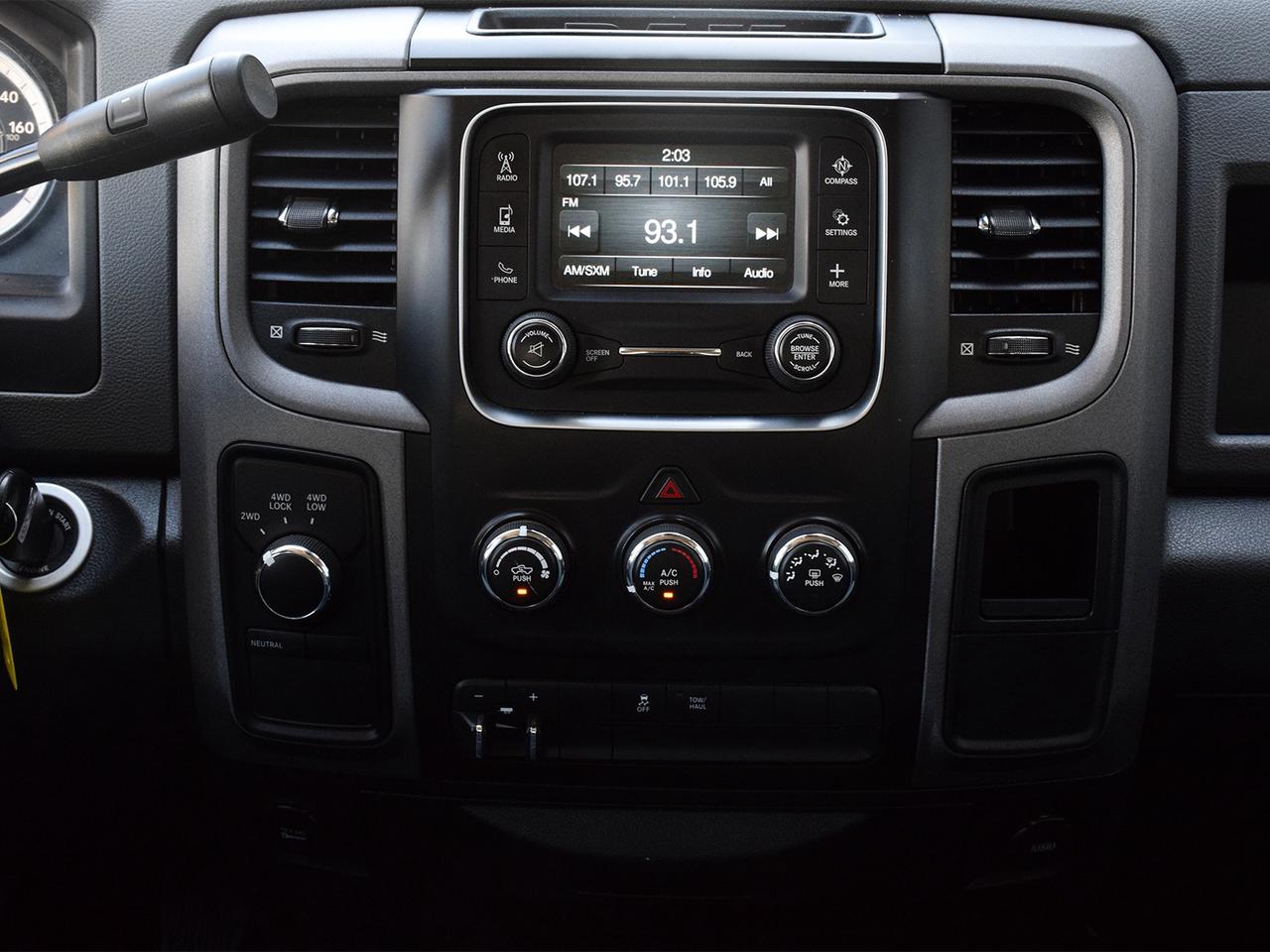 2017 RAM 1500 Crew Cab Tradesman 4x4 ~HEMI ~Bluetooth ~Alloys Photo