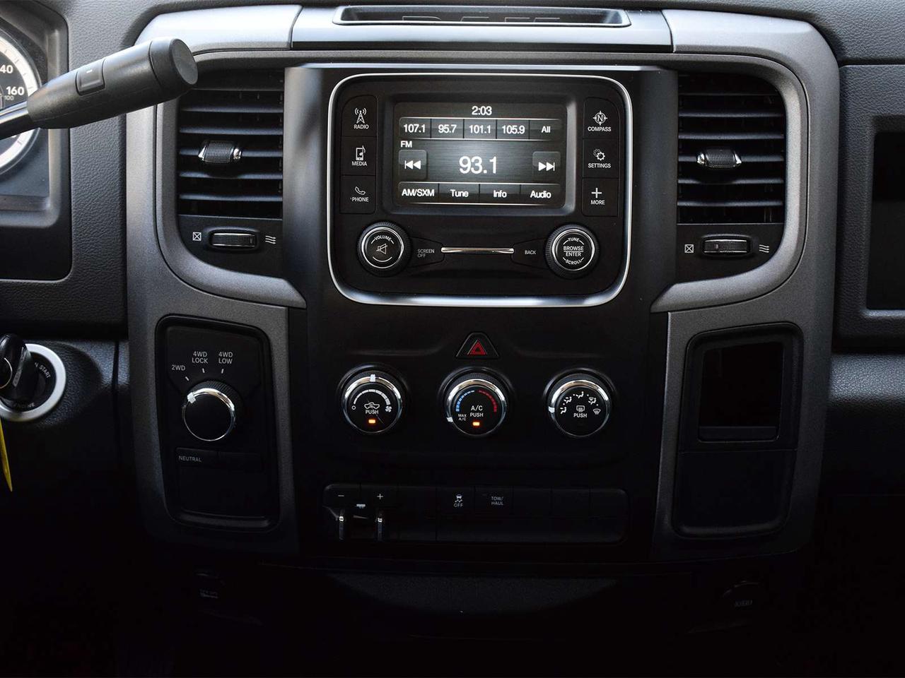 2017 RAM 1500 Crew Cab Tradesman 4x4 ~HEMI ~Bluetooth ~Alloys Photo