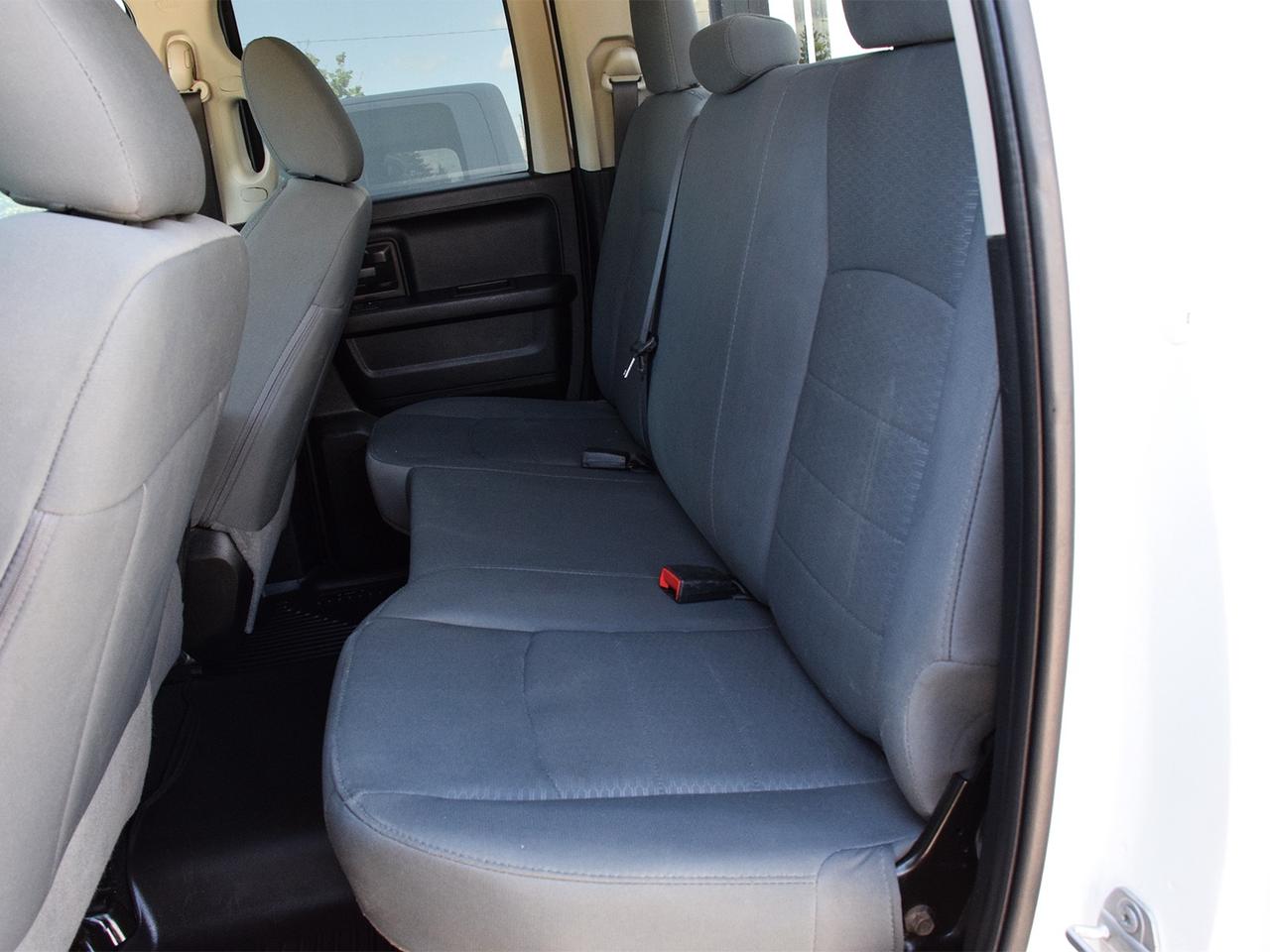 2020 RAM 1500 Classic ST Quad Cab ~Bluetooth ~Camera ~Heated mirrors Photo