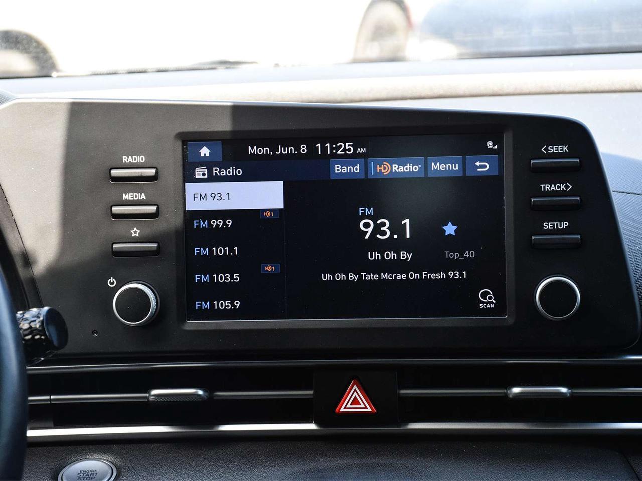 2021 Hyundai Elantra Preferred ~Sunroof ~Heated Seats ~Cam ~Bluetooth Photo