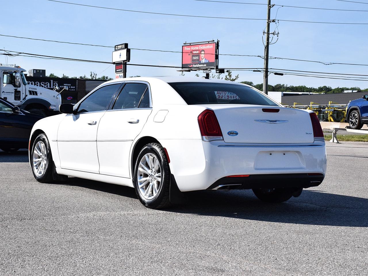2015 Chrysler 300 Limited ~Heated Leather ~Camera ~Panoramic Roof Photo