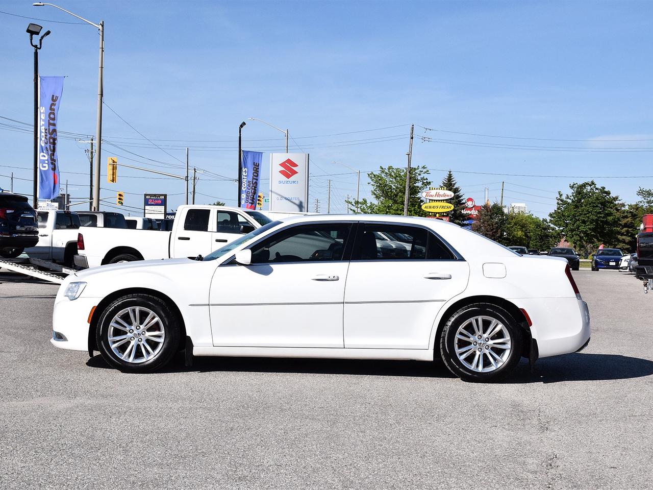 2015 Chrysler 300 Limited ~Heated Leather ~Camera ~Panoramic Roof Photo