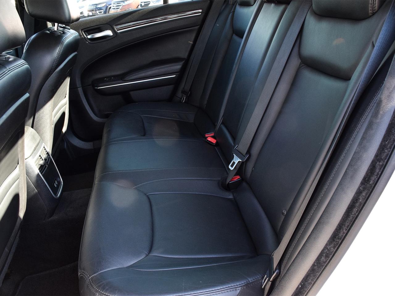 2015 Chrysler 300 Limited ~Heated Leather ~Camera ~Panoramic Roof Photo