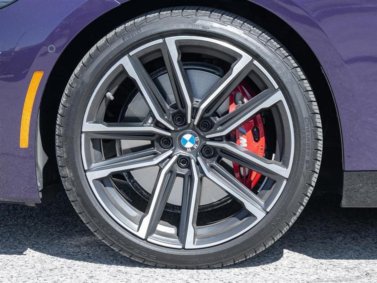 2024 BMW 230 i xDrive 2dr All-Wheel Drive Coupe Photo4