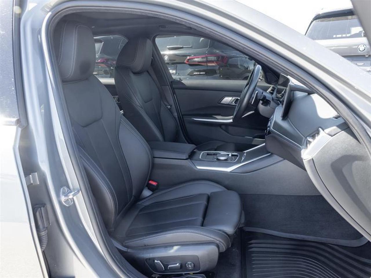 2024 BMW 330 i xDrive 4dr All-Wheel Drive Sedan Photo