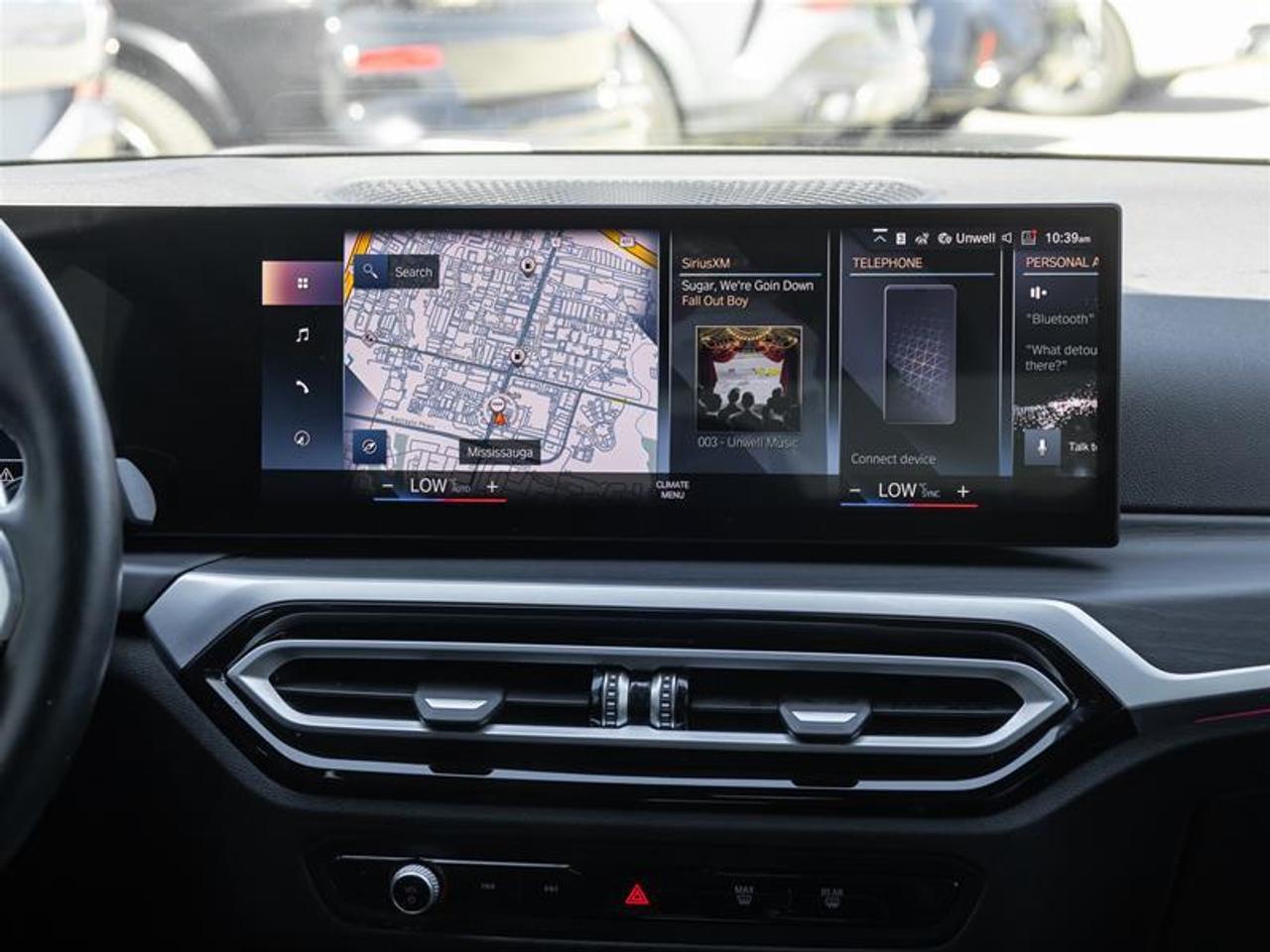 2024 BMW 330 i xDrive 4dr All-Wheel Drive Sedan Photo