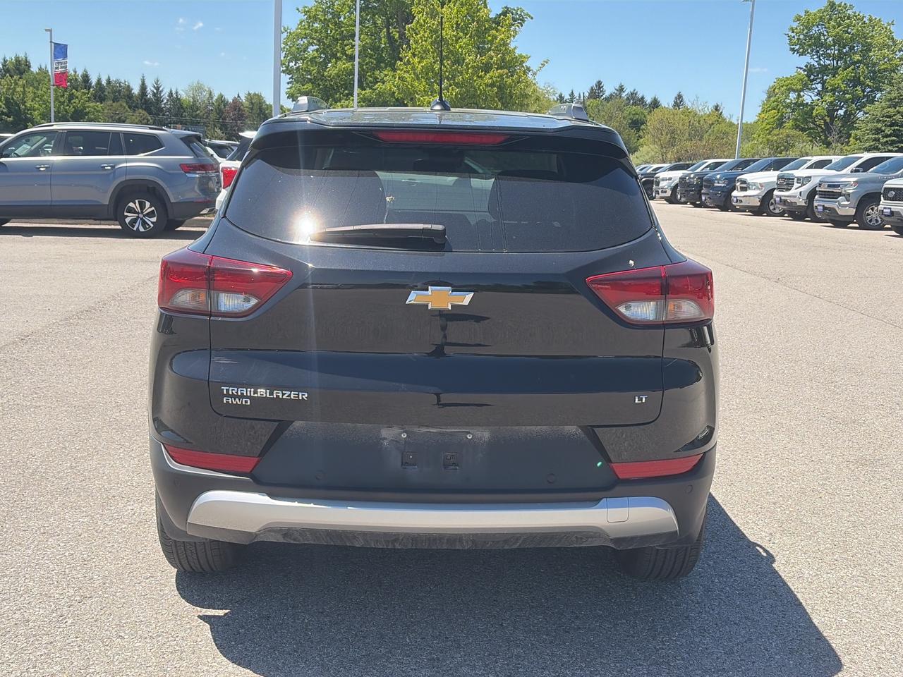 2024 Chevrolet TrailBlazer LT AWD   Heated Seats & Steering Wheel   Blindspot Photo