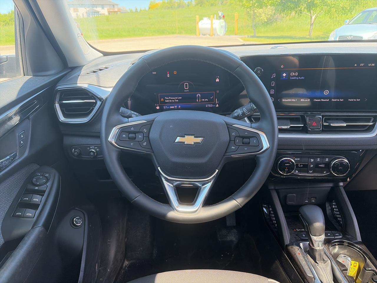 2024 Chevrolet TrailBlazer LT AWD   Heated Seats & Steering Wheel   Blindspot Photo