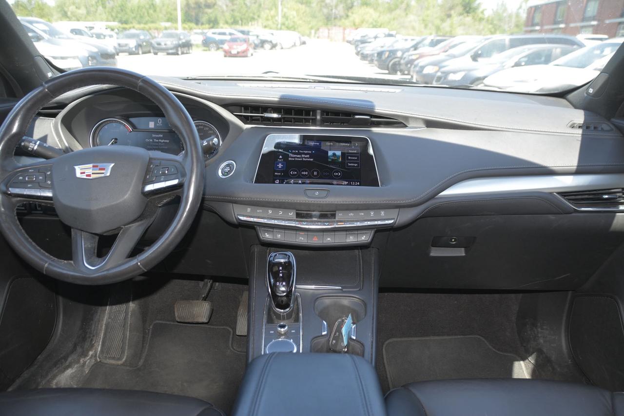 2023 Cadillac XT4 Premium Luxury Photo