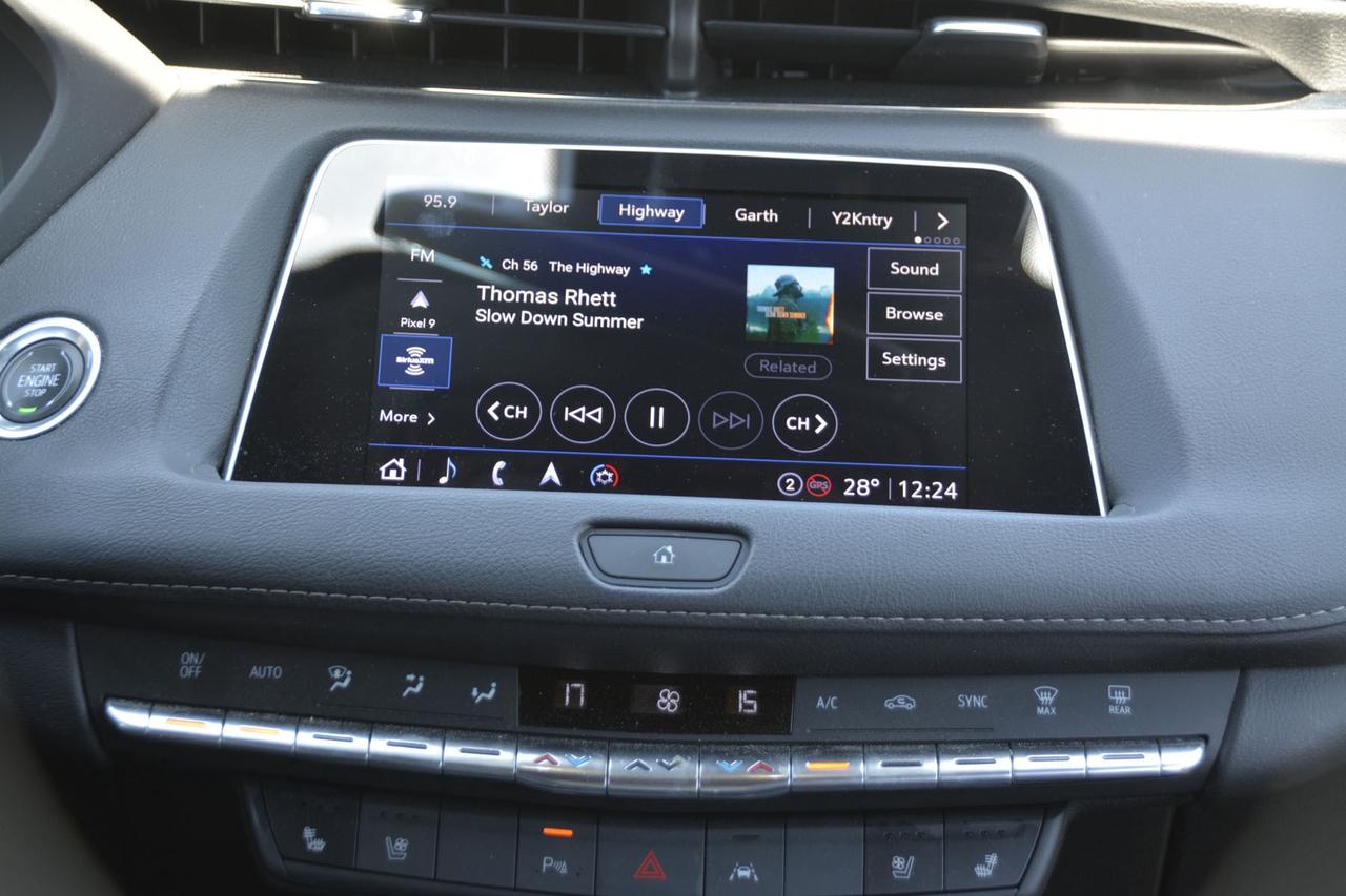 2023 Cadillac XT4 Premium Luxury Photo