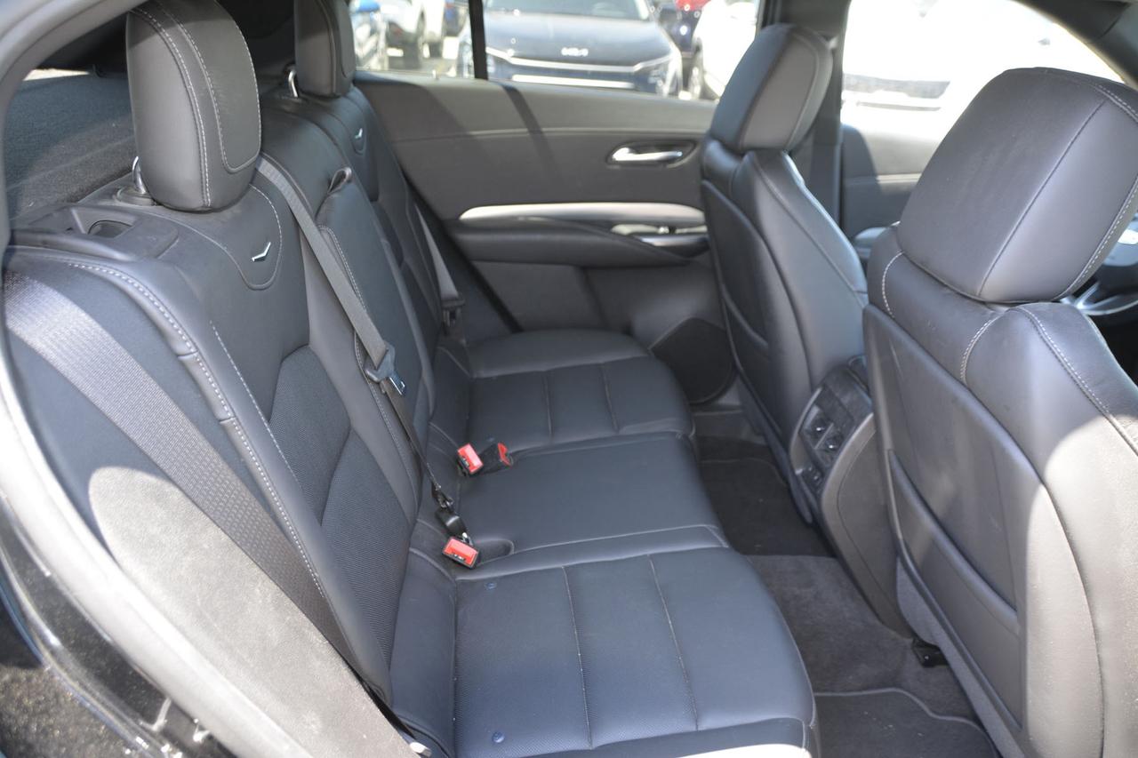 2023 Cadillac XT4 Premium Luxury Photo