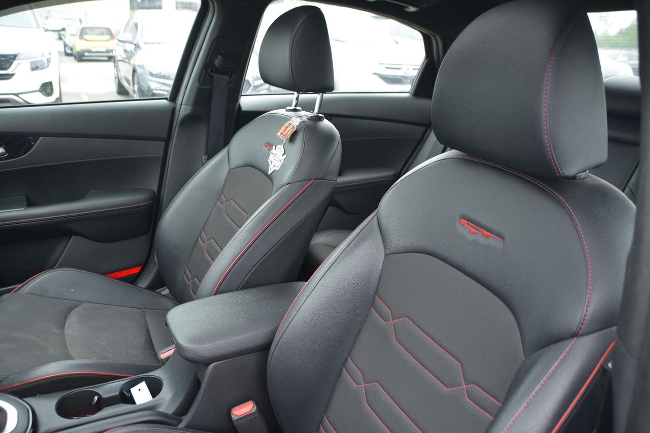 2021 Kia Forte GT Photo