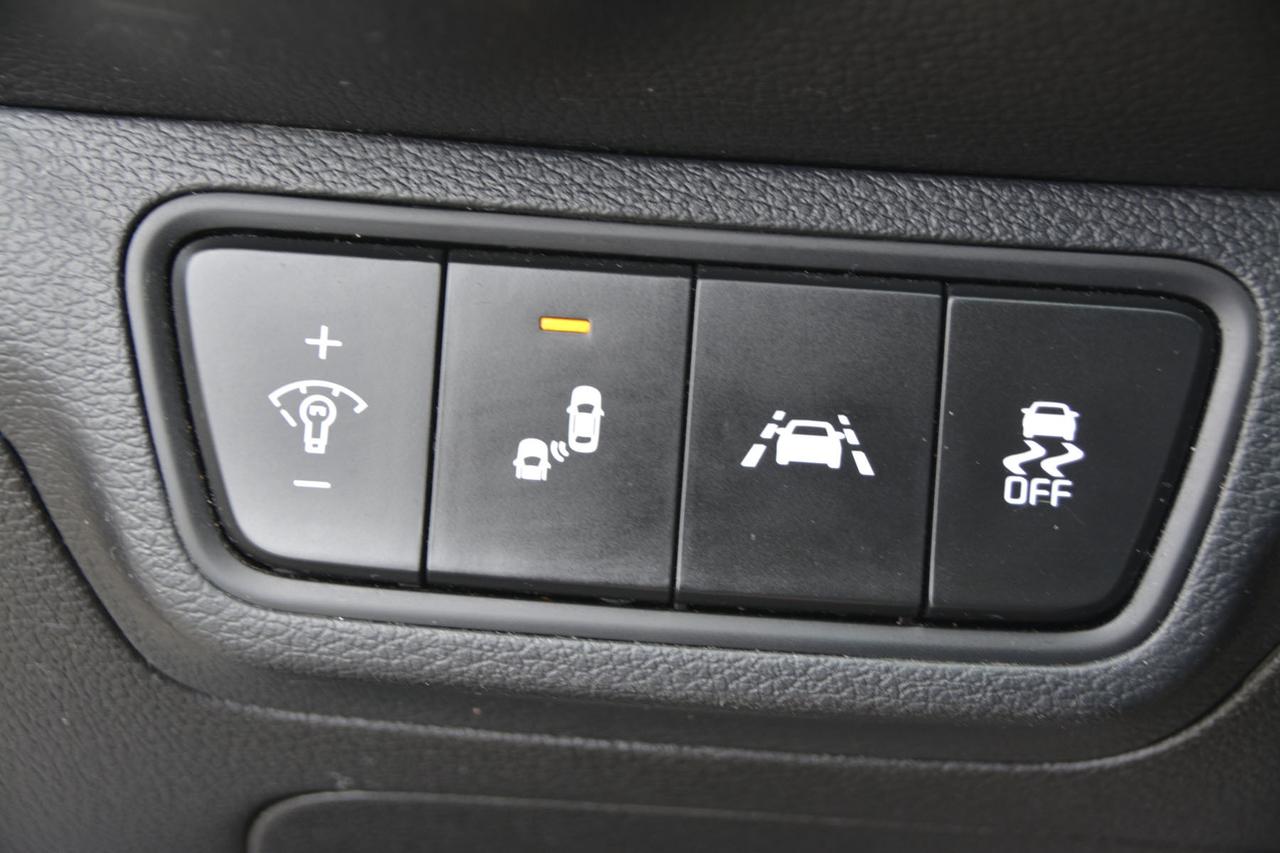 2021 Kia Forte GT Photo