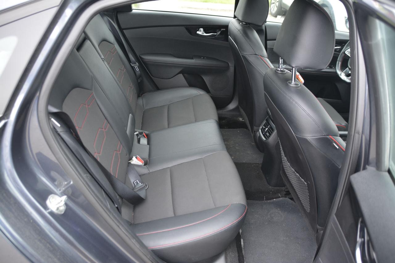 2021 Kia Forte GT Photo