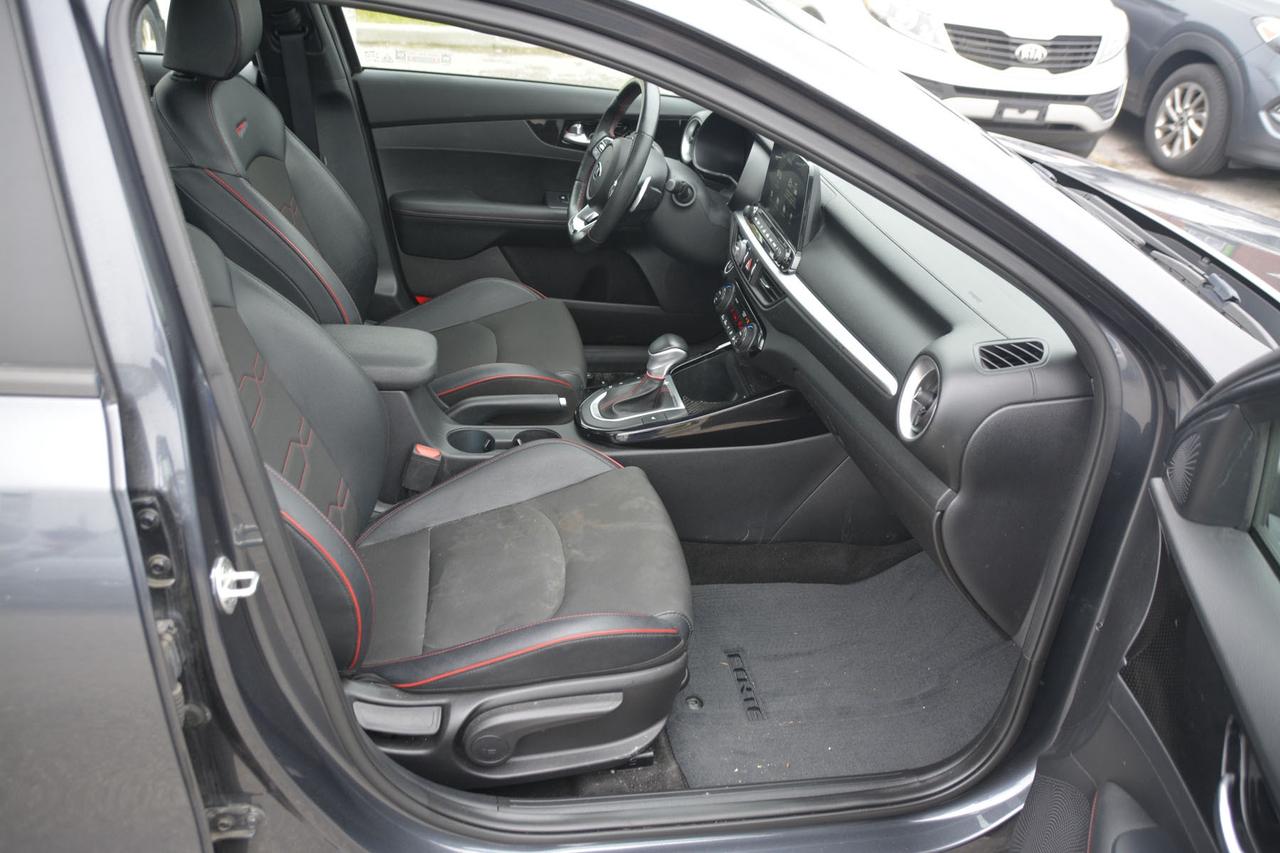 2021 Kia Forte GT Photo