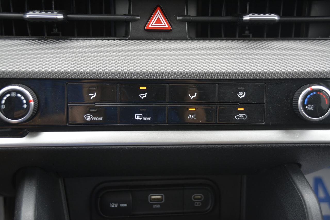 2024 Kia Sportage LX Photo
