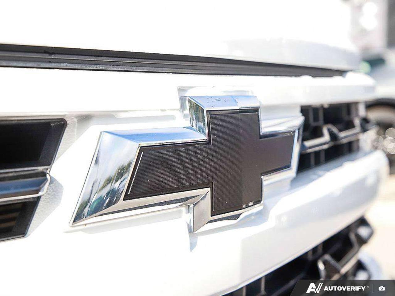 2023 Chevrolet Silverado 1500 RST, 3.0L DURAMAX, 4X4, ALLOYS, CLOTH, 1-OWNER, CERTIFIED PREOWNED! Photo