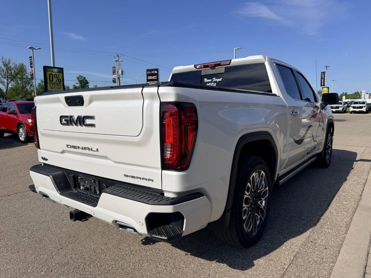 2024 GMC Sierra 1500 Denali UltimateDENALI ULTIMATE, 3.0L DURAMAX, 4X4, Photo