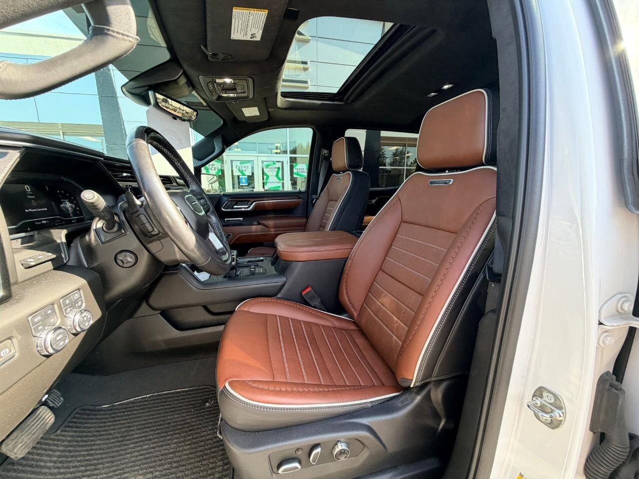 2024 GMC Sierra 1500 Denali UltimateDENALI ULTIMATE, 3.0L DURAMAX, 4X4, Photo