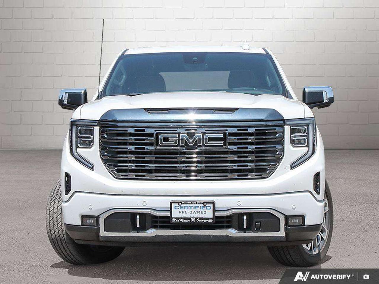 2024 GMC Sierra 1500 DENALI ULTIMATE, 3.0L DURAMAX, 4X4, ALLOYS, LEATHER, MACMASTER ORIGINAL, 1-OWNER, CERTIFIED PREOWNED! Photo