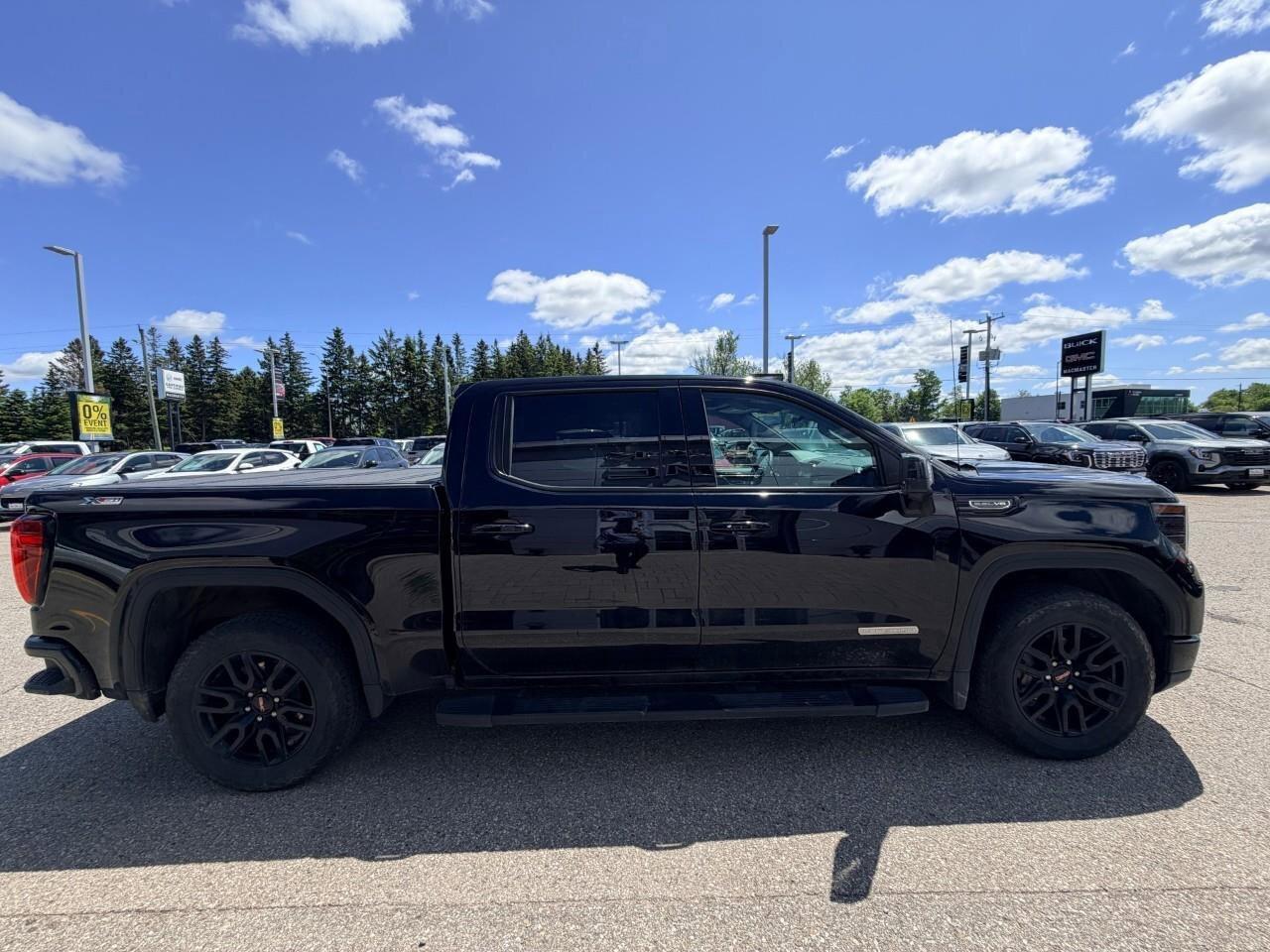 2024 GMC Sierra 1500 ElevationELEVATION, 5.3L V8, X31, 4X4, ALLOYS, LEA Photo