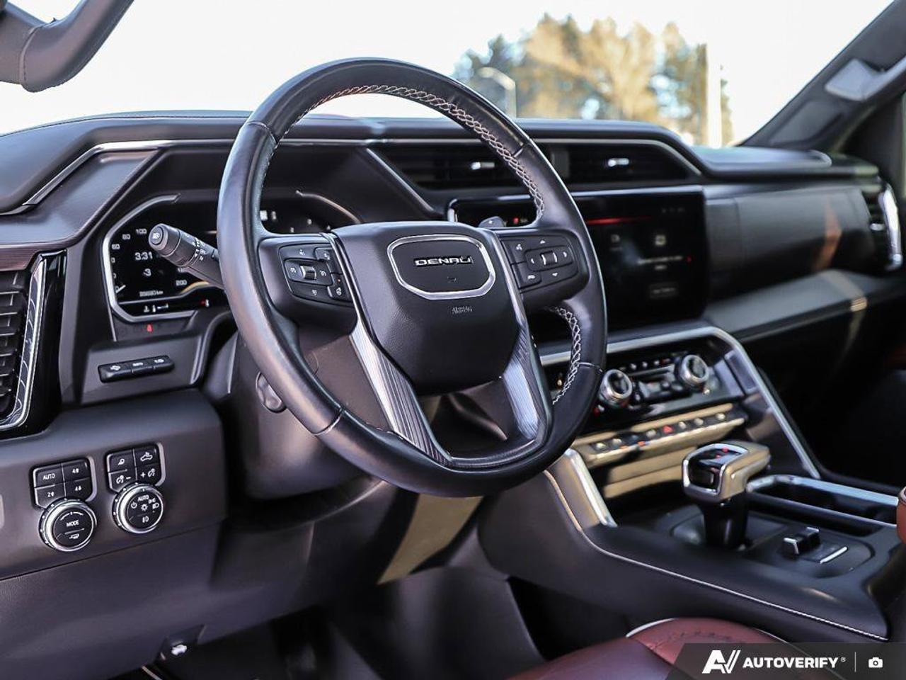 2023 GMC Sierra 1500 Denali UltimateDENALI ULTIMATE, 6.2L, LOADED, 1-OW Photo