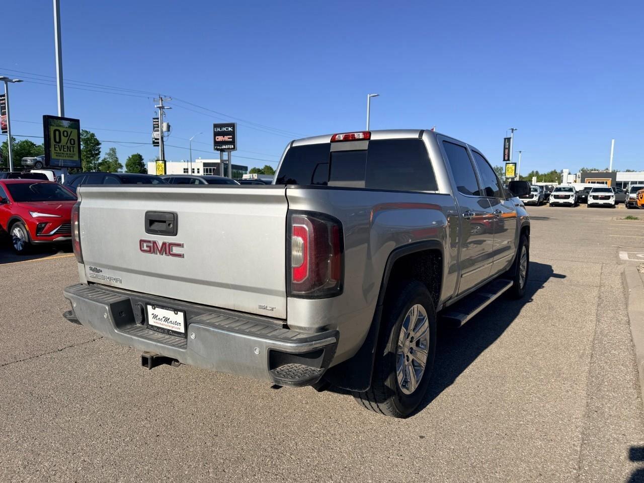 2018 GMC Sierra 1500 SLTSLT, 5.3L V8, 4X4, ALLOYS, LEATHER, CERTIFIED A Photo