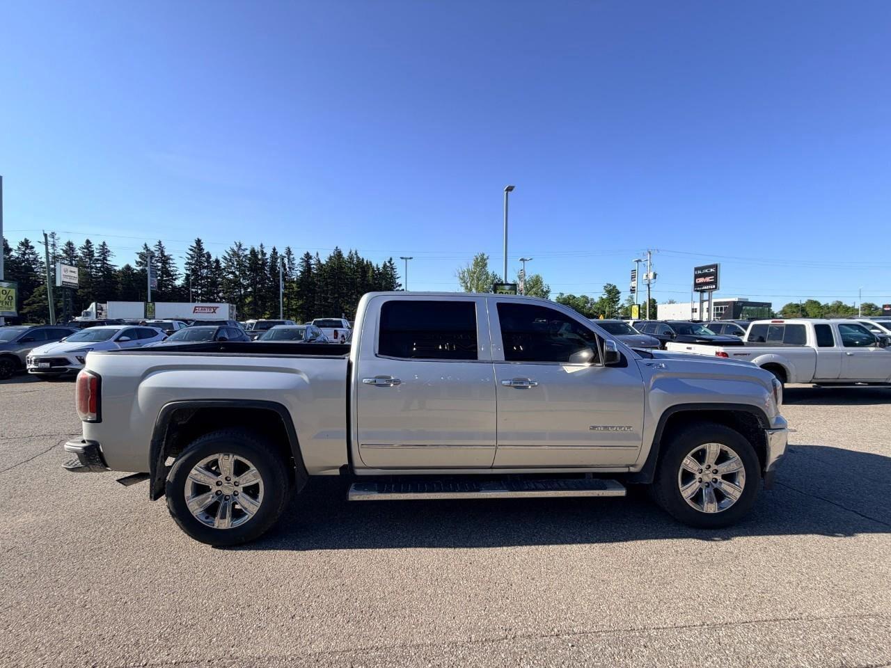 2018 GMC Sierra 1500 SLTSLT, 5.3L V8, 4X4, ALLOYS, LEATHER, CERTIFIED A Photo