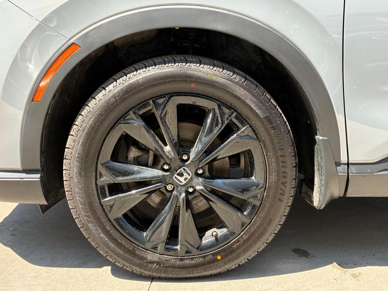 2023 Honda CR-V Hybrid Touring 4dr All-Wheel Drive Photo