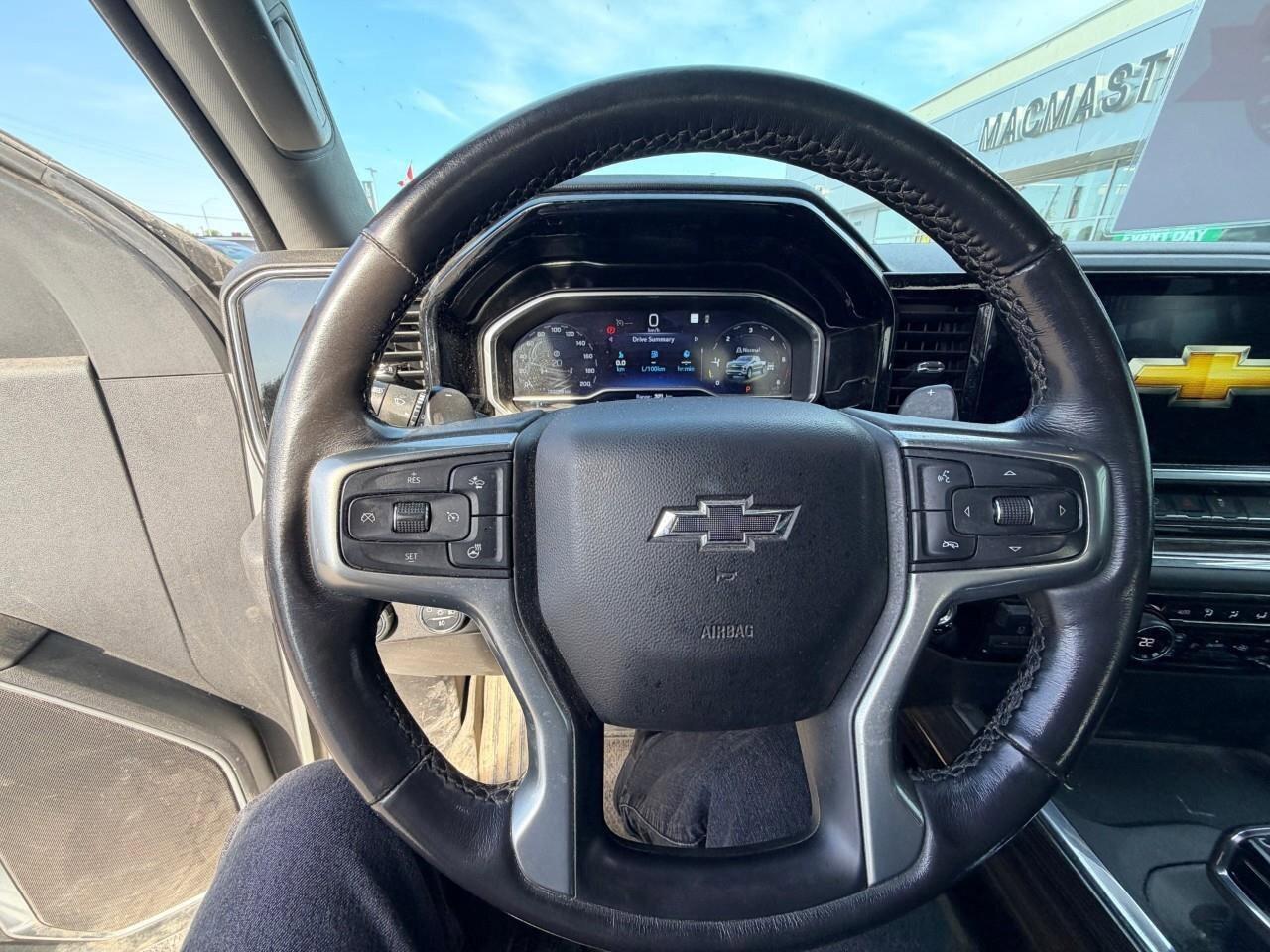 2023 Chevrolet Silverado 1500 4WD Crew Cab 147  RST Photo