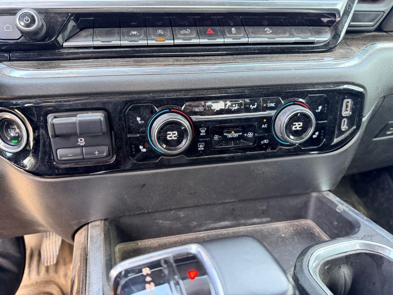 2023 Chevrolet Silverado 1500 4WD Crew Cab 147  RST Photo