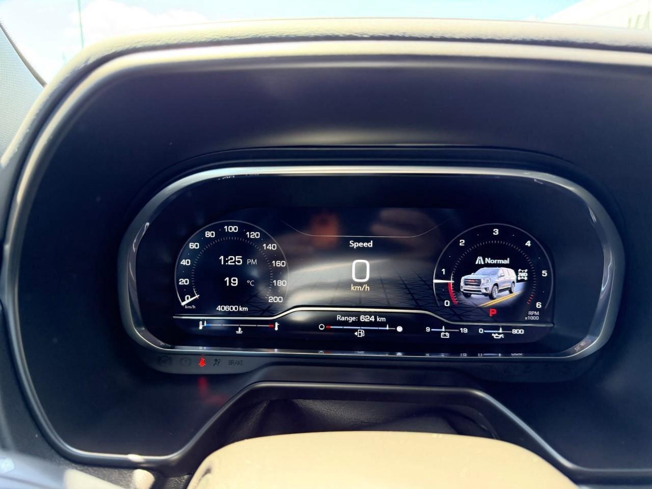2023 GMC Yukon XL 4WD 4dr SLT Photo