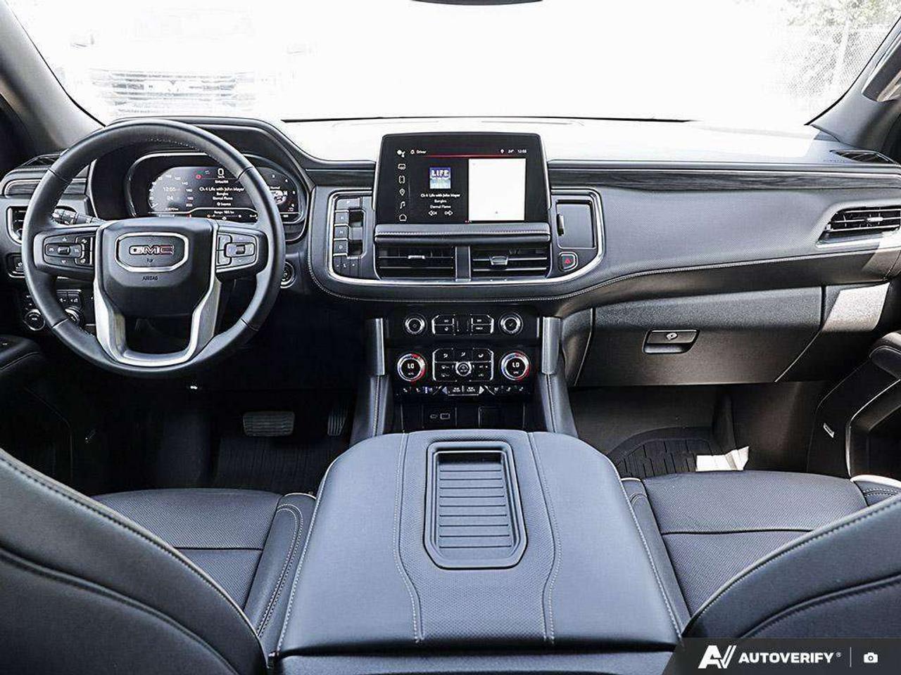 2023 GMC Yukon SLT, 5.3L V8, 4X4, LEATHER, ALLOYS, BOSE, 7-PASSENGER, MACMASTER ORIGINAL, 1-OWNER, CERTIFIED PREOWNED! Photo