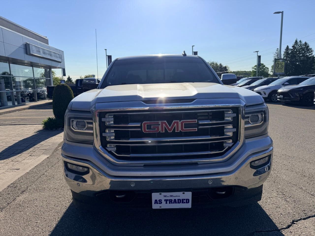 2018 GMC Sierra 1500 4WD Crew Cab 143.5  SLT Photo