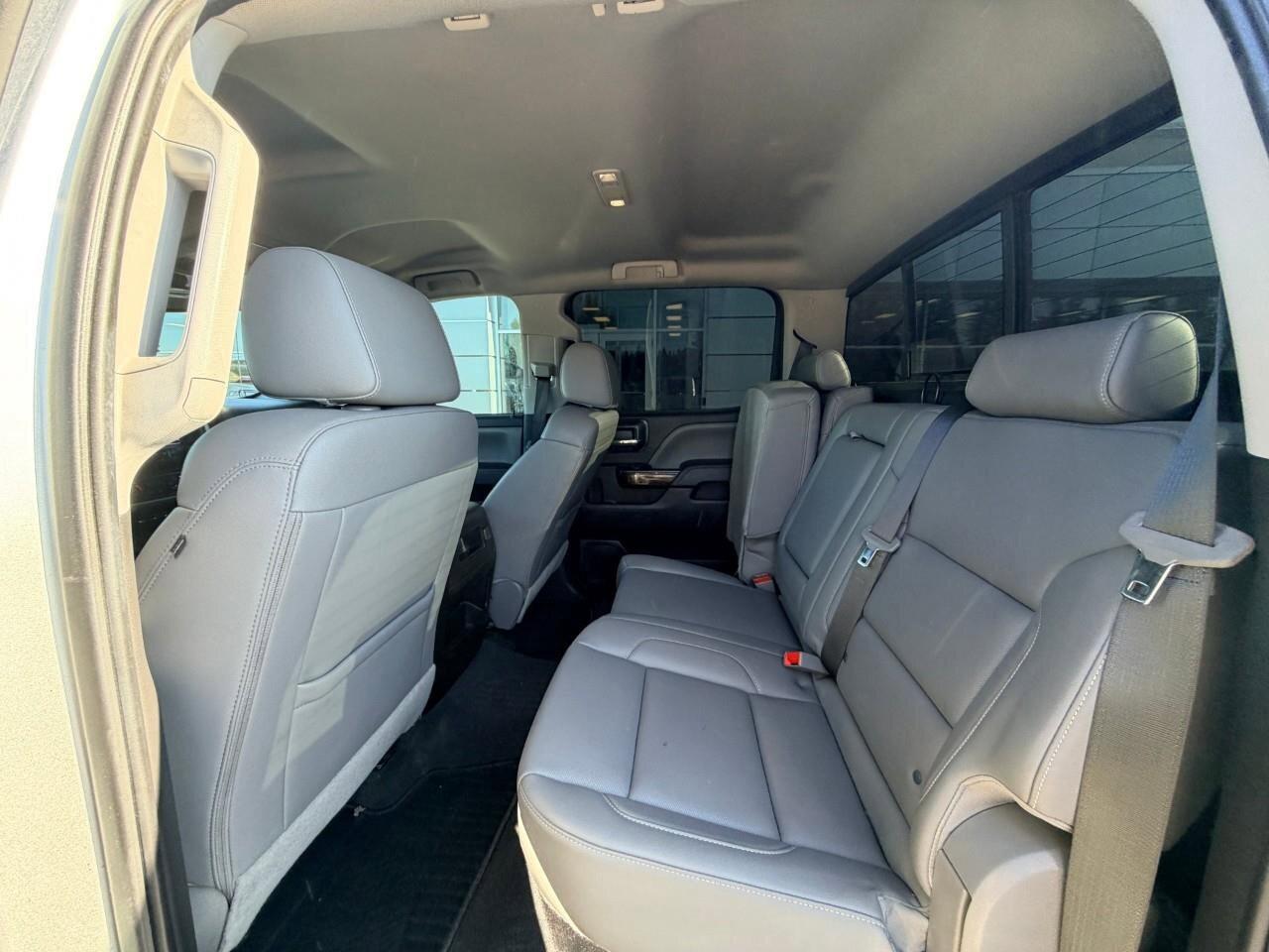 2018 GMC Sierra 1500 4WD Crew Cab 143.5  SLT Photo