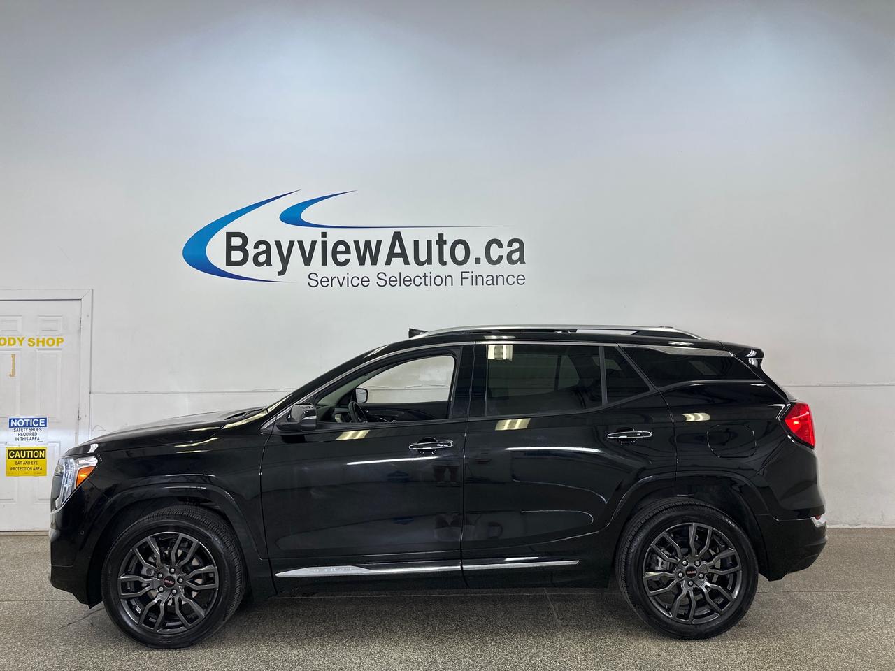2024 GMC Terrain Denali Photo3