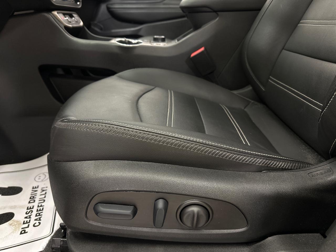 2024 GMC Terrain Denali Photo