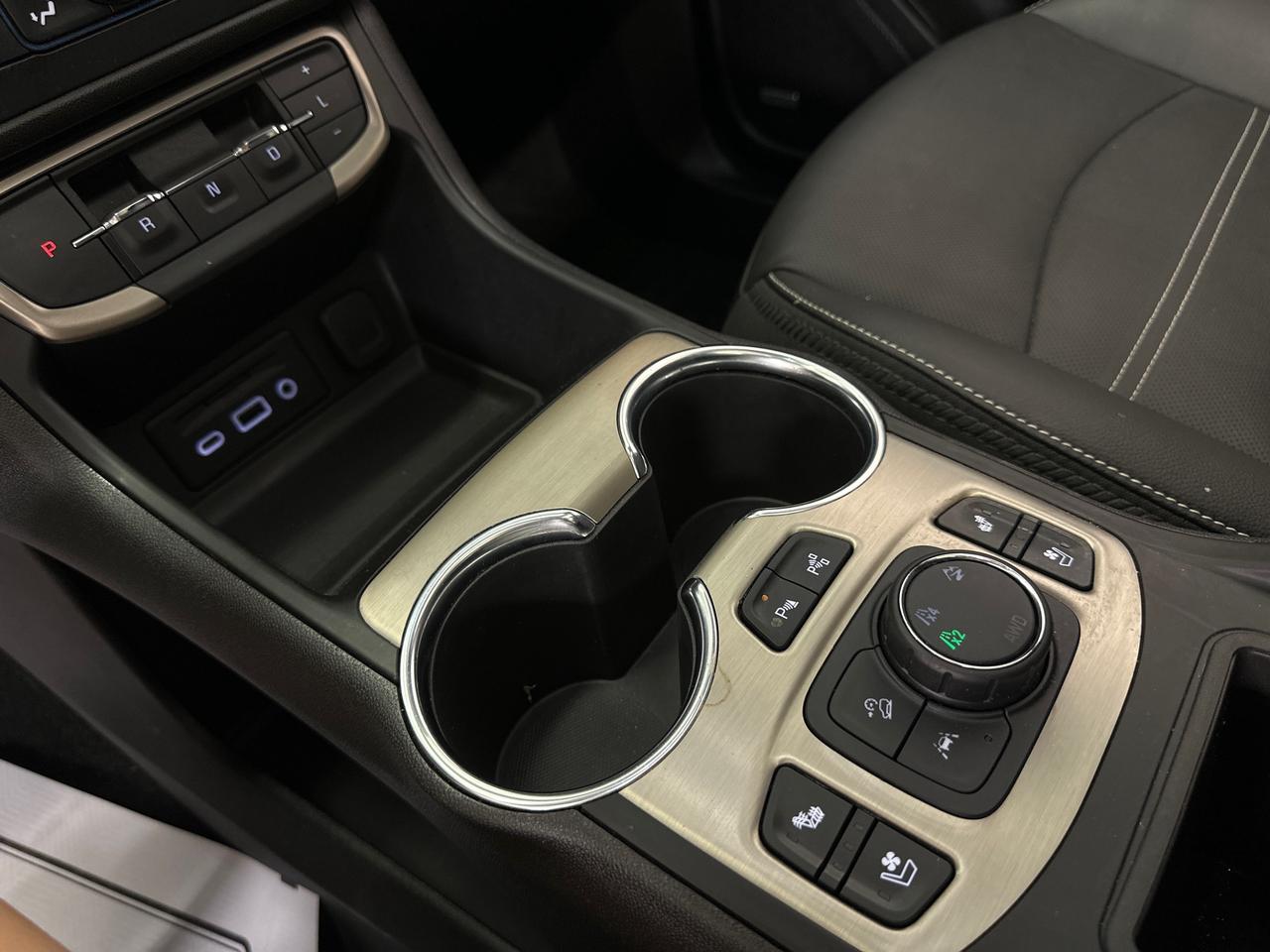 2024 GMC Terrain Denali Photo